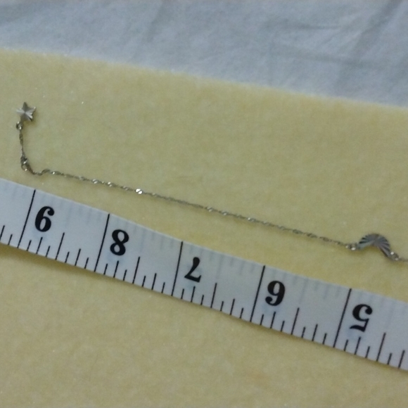 italy Jewelry - 14KT WHITE Gold Star and Moon Ankle Bracelet EUC